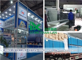 方柱特裝展架985.jpg 方柱特裝展架985.jpg