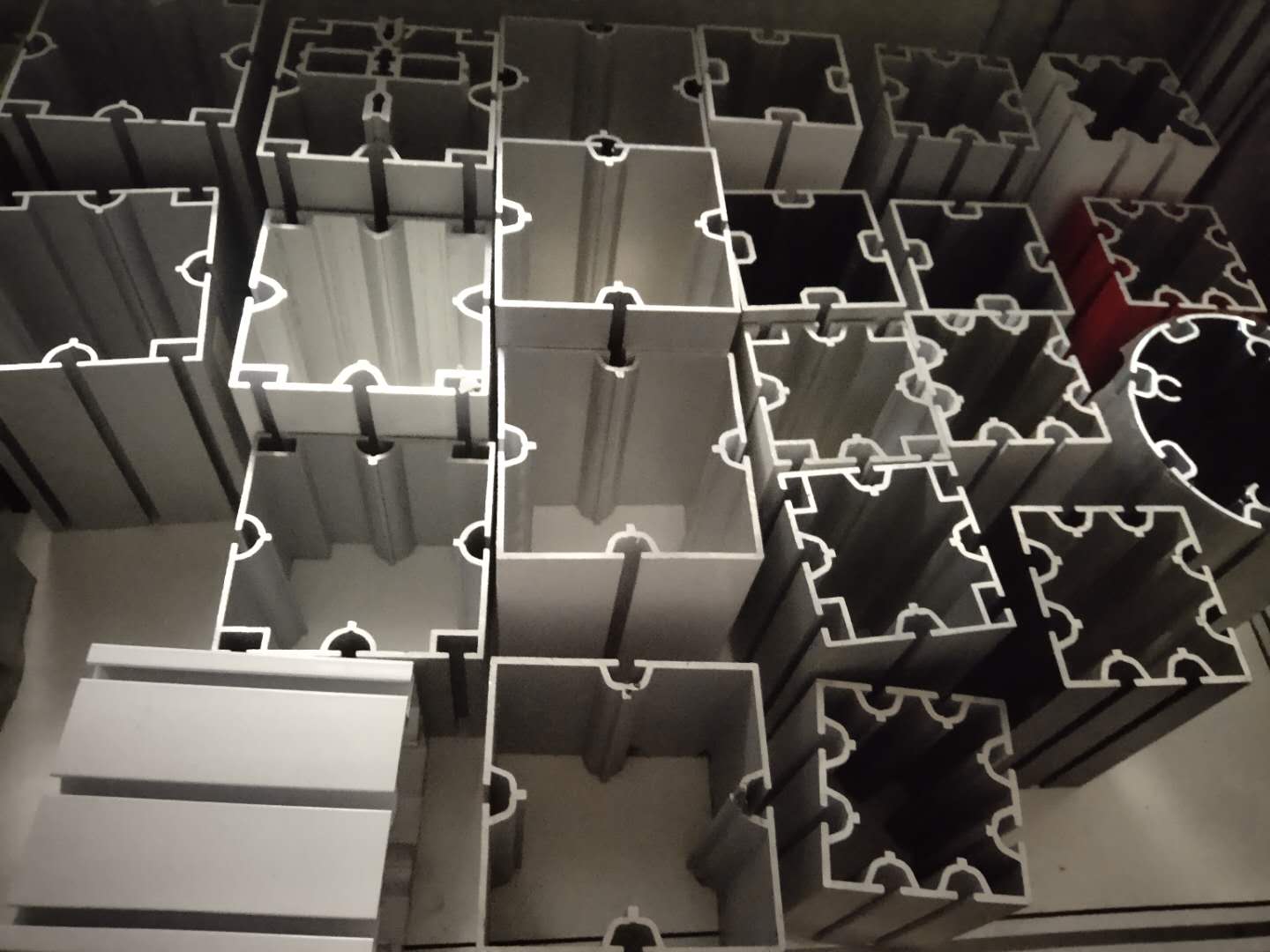 方柱規格 方柱規格